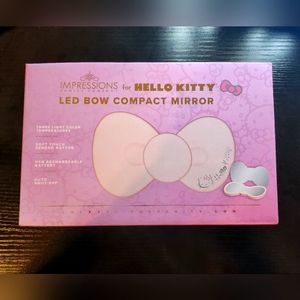 Impression Vanity x Hello Kitty Led Bow Mirror
